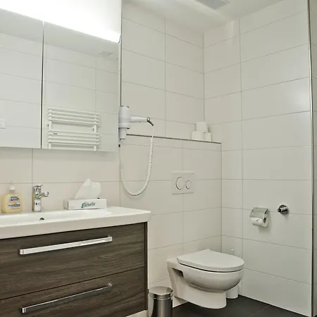 Arnika - Griwa Rent Ag *